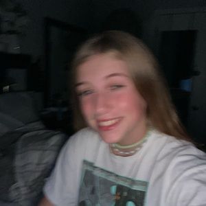 Meet your Posher, Bailey